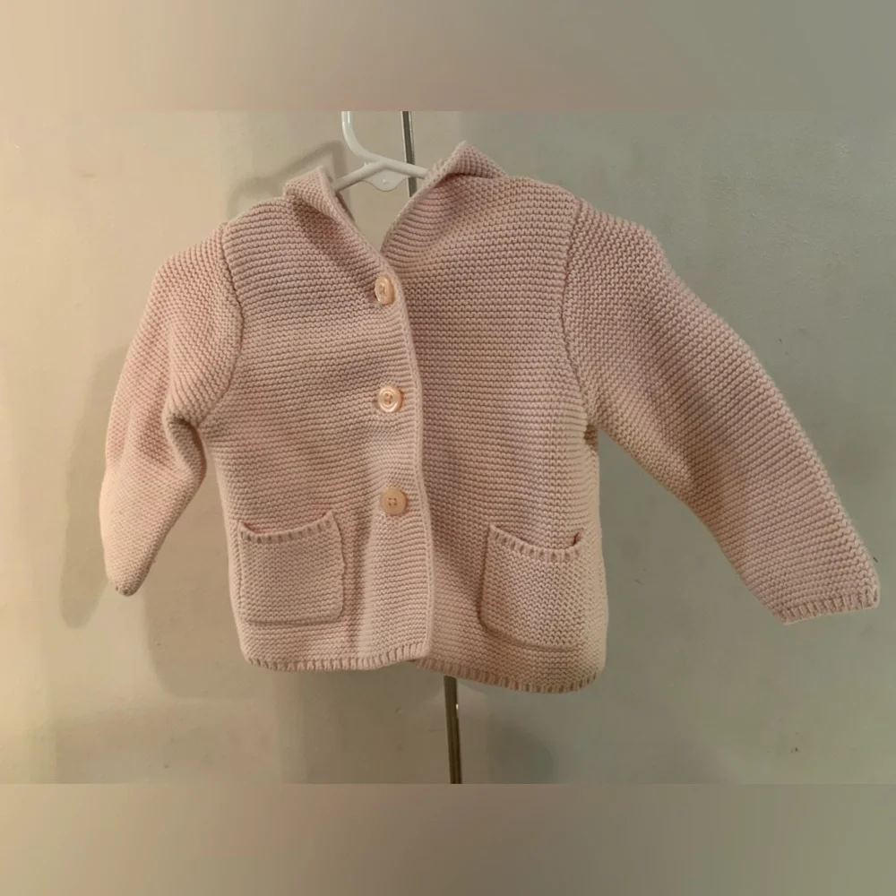Baby gap knit crochet pink sweater bear ears buttons pockets 6-12 months